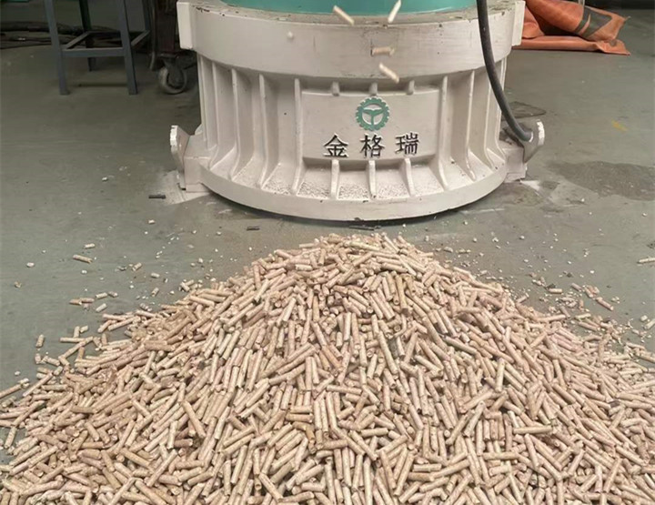 木屑颗粒机加工环保燃料颗粒,用绿色昭示未来 木屑颗粒机加工环保燃料颗粒,用绿色昭示未来